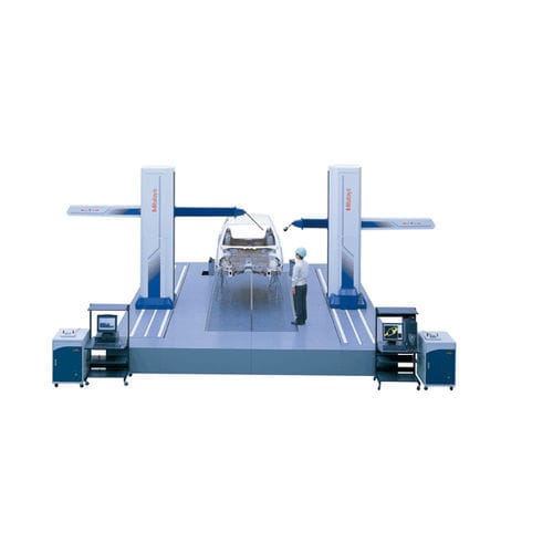 Máquina de medição tridimensional CNC - CARBstrato - MITUTOYO - com 2 braços horizontais / para peças grandes / com múltiplos sensores