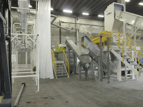 Linha de reciclagem PET - NEUE HERBOLD Maschinen-u. Anlagenbau GmbH - de materiais plásticos