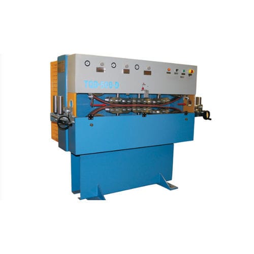 Linha de extrusão para cabos - Davis Standard Extrusion Systems - de tubos / para termoplásticos / para aplicações automotivas