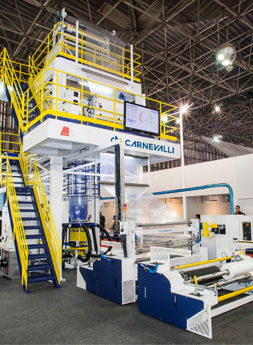 Linha de extrusão de 3 camadas - Polaris Plus - A. Carnevalli & Cia. Ltda. - de 7 camadas / de 9 camadas / de 5 camadas