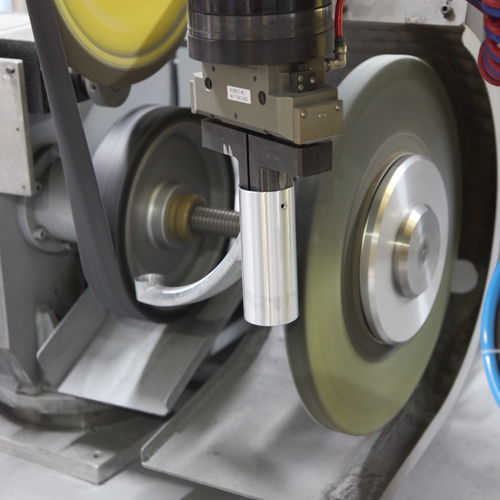 Máquina de polimento para metais - Acme Manufacturing - para o setor automotivo / para peças cilíndricas / médico-hospitalar