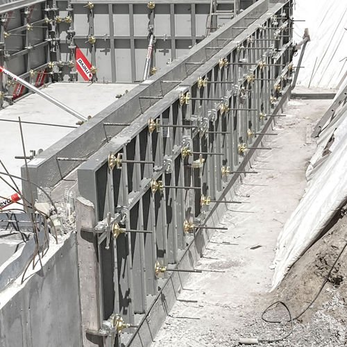 Fôrma modular - AluFix - MEVA Schalungs-Systeme - leve / para paredes / de placas para pavimentação