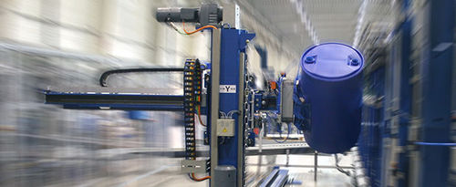 Sistema de manipulação automático - Mauser Packaging solutions - para extrusora de sopro / rápido