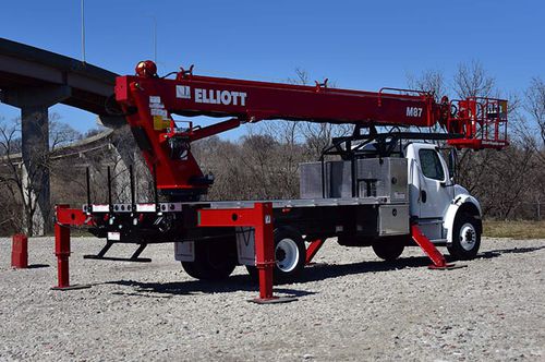 Plataforma telescópica montada em caminhão - M87 HIREACH - Elliott Equipment Company - hidráulica / para cargas pesadas
