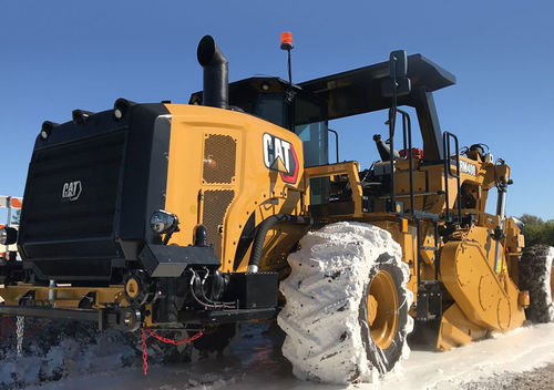 Recicladora de fluidos de perfuração - RM400 - Caterpillar Global Mining