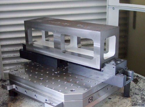 Elemento de fixação mecânico - aptoCLAMP series - Advanced Machine & Engineering - para usinagem / para peças a usinar / modular