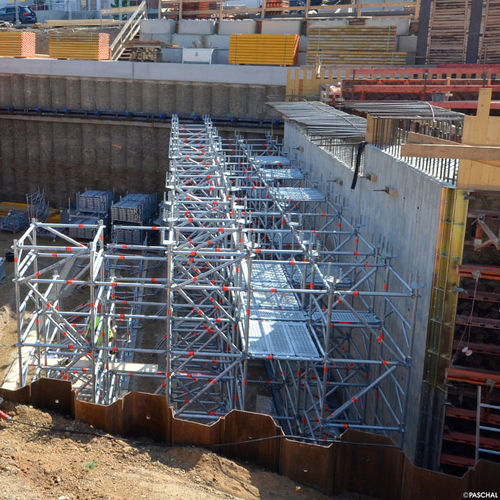 Torre de andaime para fachada - TG 60 - PASCHAL-Werk G. Maier GmbH - modular