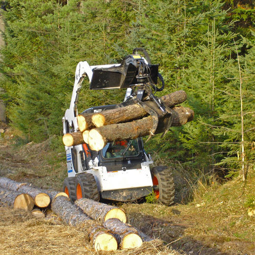 Garra para carregadeira compacta - Builtrite Mfg