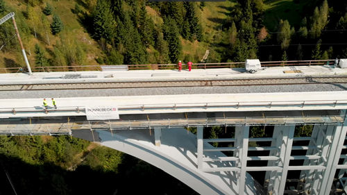 Plataforma de acesso - QuikDeck® - Hünnebeck GmbH - suspensa / para canteiro de obras