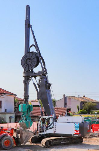 Perfuratriz de paredes diafragma - KRC 2 - C400XP - CASAGRANDE - Foundation Division - de esteiras / rotativa / hidráulica
