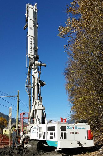 Perfuratriz multifuncional - C12 XP-2 - CASAGRANDE - Foundation Division - de esteiras / rotativa / hidráulica