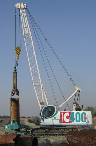 Guindaste de esteiras - C400 XP - CASAGRANDE - Foundation Division - com lança / de elevação