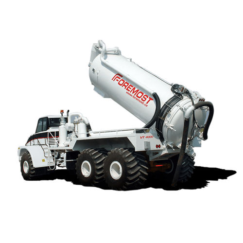 Caminhão de sucção a vácuo - VT4000 - Foremost Industries LP - com 3 eixos / para terrenos acidentados