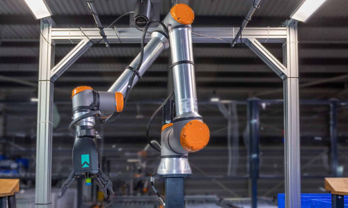 Célula robotizada pick and place - SIR - VANDERLANDE - para peças pequenas