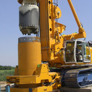 Morsa para revestimento de estacas hidráulica - BV series  - BAUER Maschinen GmbH