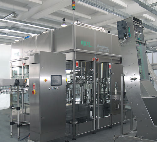Envasadora automática - AssetClean™ 49 synchrobloc series - INDEX-6 - de garrafas / de líquidos / linear