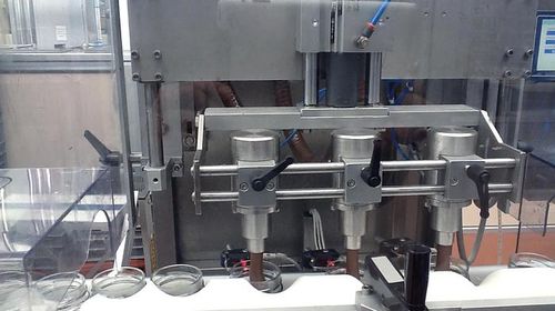 Envasadora-tampadora-rotuladora automática - RTE3U - PMR System Group - controlada por CLP / para molho / de creme