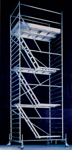 Torre de andaime móvel - 4.6 - 12.6 m | Bavaria Type MT 14-20/25 - Mauderer Alutechnik - para fachada / modular / com escada