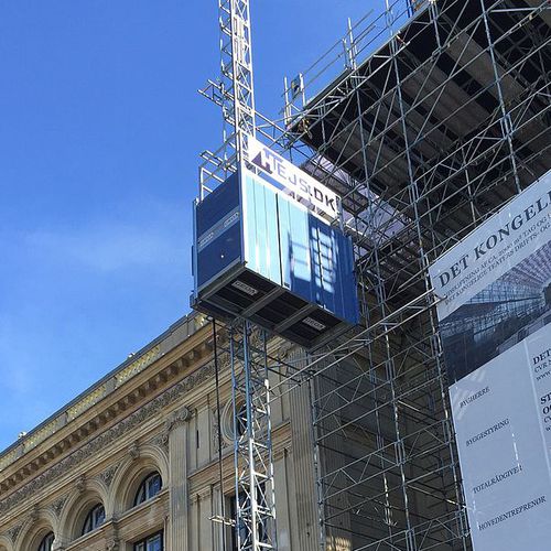 Elevador automática - Multilift P22 - GEDA GmbH - de pinhão e cremalheira / com colunas telescópicas