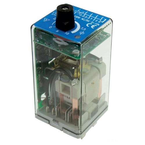 Relé de monitoramento de tensão - MTDV4-U200 - Mors Smitt BV - plug-in / ajustável