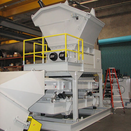 Triturador primário - Dual-Shear® M120 series - SSI Shredding Systems, Inc. - de 2 eixos / para resíduos sólidos e a granel / de metal