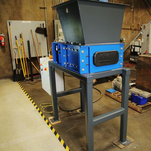 Triturador primário - Dual-Shear® M45 - SSI Shredding Systems, Inc. - de 2 eixos / para madeira / para resíduos eletrônicos