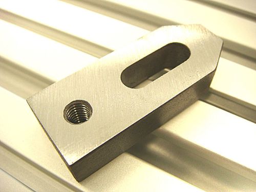 Dispositivo de aperto mecânico - CNC-STEP GmbH & Co. KG - para usinagem / em aço / fixo