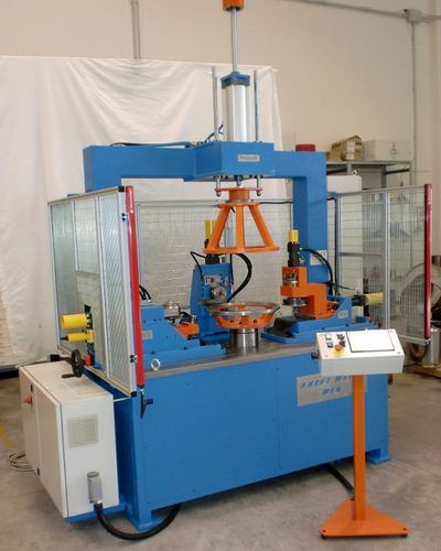 Flangeadora automática - SMM-700 - Sheet Metal Men s.r.l. - motorizada / para peças poligonais / para peças redondas