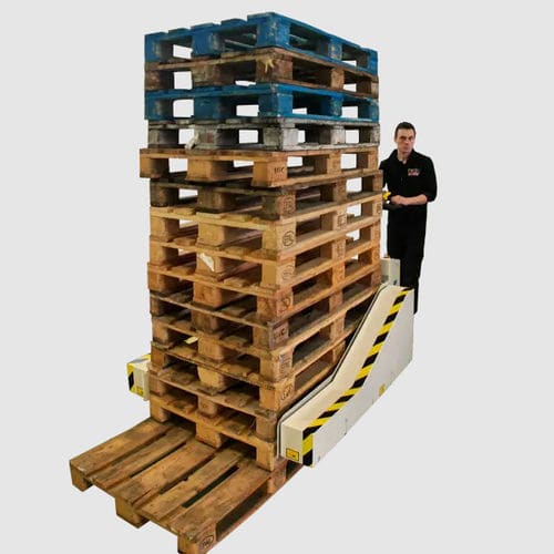 Trocador de paletes fixo - BEE STACKER - TOPPY SRL