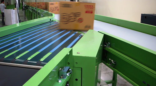 Máquina de separação automática - Shin Heung Machine Company (SMC) - para embalagens / com empurrador