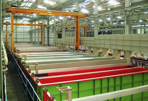 Central de anodização automática - SAT S.p.A. (Surface Aluminium Technologies)