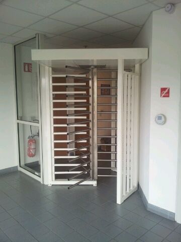 Catraca de acesso torniquete - type ZR - Ollagnier SCA - antiarrombamento / com três braços / com leitor de crachás