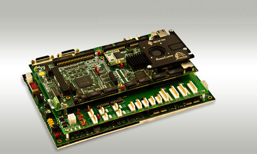 Placa de controlo de motor de 4 eixos - Delta Tau - de passo / CC / sem escovas
