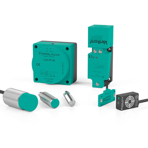 Sensor de proximidade capacitivo - Pepperl+Fuchs SE - cilíndrico / retangular / com rosca