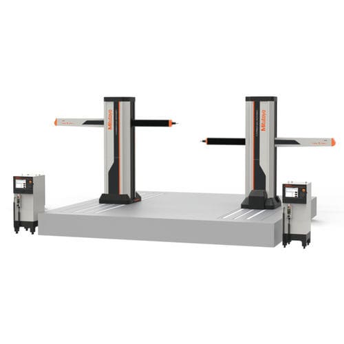 Máquina de medição tridimensional para peças grandes - CARBstrato - MITUTOYO - CNC / com 2 braços horizontais / para aplicações automotivas