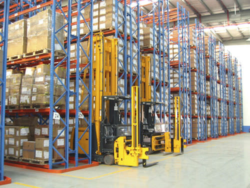 Sistema de armazenamento porta-paletes - ISO9001 ISO14001 | UN-VR0801 - Nanjing fuyuan technology co.,ltd - para corredores estreitos