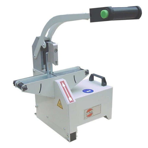 Máquina de corte com controle manual - MINICUT - CLAVEL - com faca rotativa / para borracha / de mangueiras