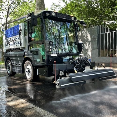 Varredeira para operador a bordo - eCityJet 3030 - Aebi Schmidt Holding AG  - elétrica / a diesel / para via pública
