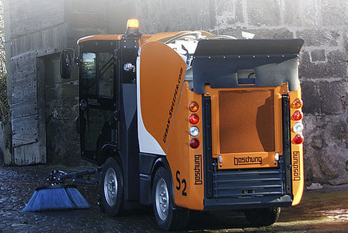 Varredeira a diesel - Urban-Sweeper S2 - Boschung Mecatronic AG - para via pública / compacta
