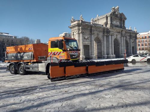 Limpa-neve largo - Teplex - Bucher Municipal AG - para veículos ligeiros
