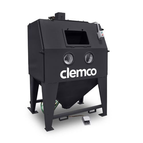 Cabine de jateamento de areia por via úmida - CLEMCO INDUSTRIES - manual / compacta / para a indústria automotiva