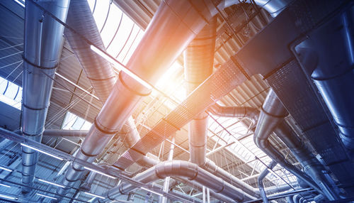 Unidade de trigeração com turbina a vapor - Hitachi Zosen Inova AG 