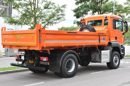 Caçamba de caminhão de 3 eixos - 9 - MEILLER F. X. Fahrzeug- und Maschinenfabrik GmbH & Co KG - com 2 eixos