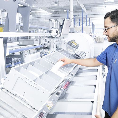 Sistema de preparação de pedidos pick-to-tote - SSI SCHÄFER