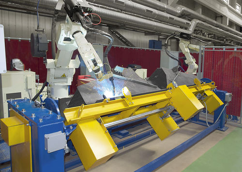 Célula robotizada de soldadura MIG-MAG - Techvagonmash - para veículo ferroviário