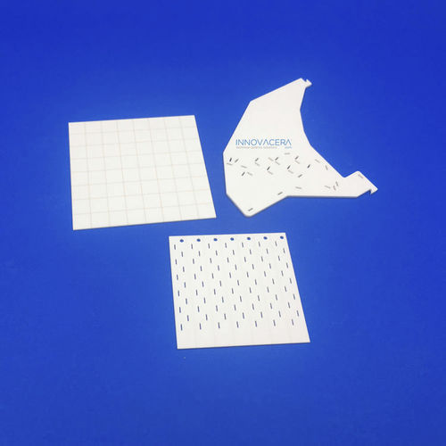 Placa cerâmica - INC-S001 - Xiamen Innovacera Advanced Materials Co., Ltd - em alumina / de isolamento / para altas temperaturas