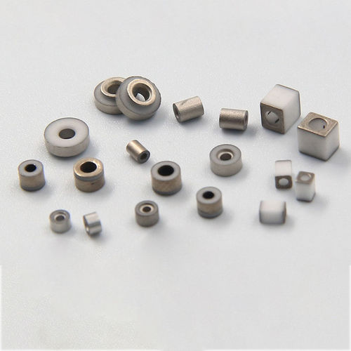 Isolador elétrico em cerâmica metalizada - Xiamen Innovacera Advanced Materials Co., Ltd