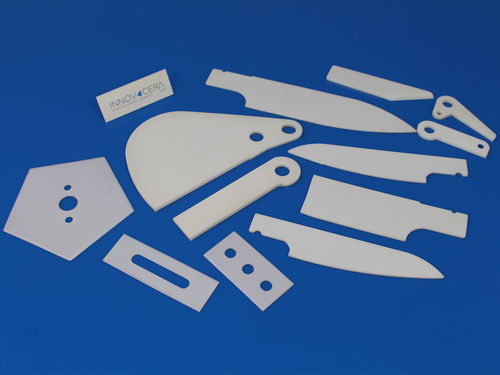Lâmina de corte em cerâmica - Ceramic Cutting Blade - Xiamen Innovacera Advanced Materials Co., Ltd - corte longitudinal / para têxteis